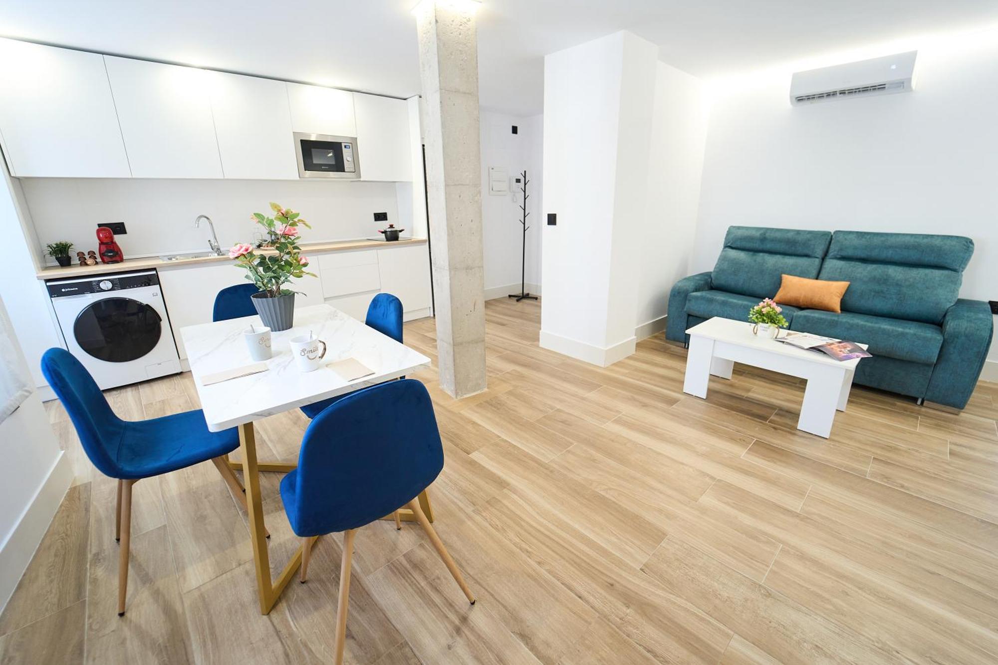 1 Planta A Apartamentos Juan Robledo Centro Ciudad Andújar Buitenkant foto